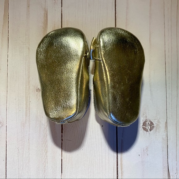 Janie and Jack Gold Crib Shoes EUC - Picture 3 of 4
